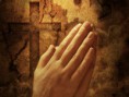 /album/fotogaleria/hands-clasped-in-prayer-jpg/